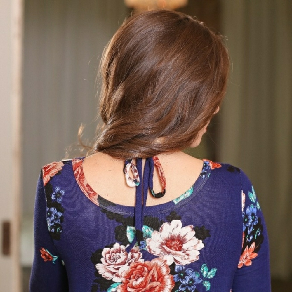 SOLD NWT BLUE FLORAL ASYMMETRICAL DRESS - Picture 5 of 5